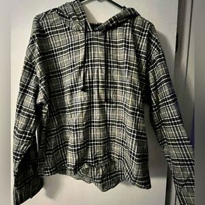 Hot Topic Black and White Plaid Shirt
